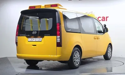 Hyundai Staria 2025, 5942 км, за 25956.31 USD