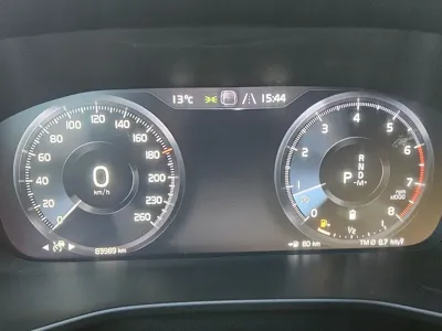 Volvo XC40 2021, 83990 км, за 13207.79 USD - фото 8