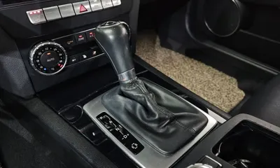 Mercedes-Benz C-Class 2014, 114837 км, за 4162.54 USD - фото 9