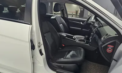Mercedes-Benz C-Class 2014, 114837 км, за 4162.54 USD - фото 10