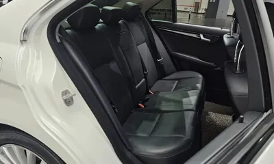 Mercedes-Benz C-Class 2014, 114837 км, за 4162.54 USD - фото 12