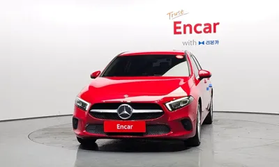 Mercedes-Benz A-Class 2019, 74235 км, за 10437.18 USD