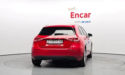 Mercedes-Benz A-Class 2019, 74235 км, за 10437.18 USD