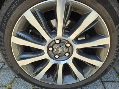 Land Rover Range Rover 2015, 203718 км, за 13055.27 USD