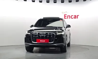 Audi Q7 2021, 94847 км, за 28741.32 USD