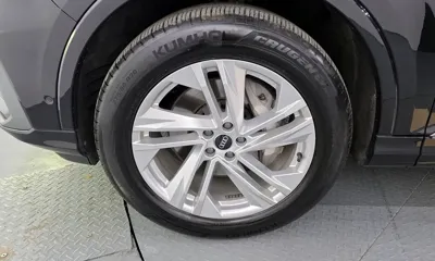 Audi Q7 2021, 94847 км, за 28741.32 USD
