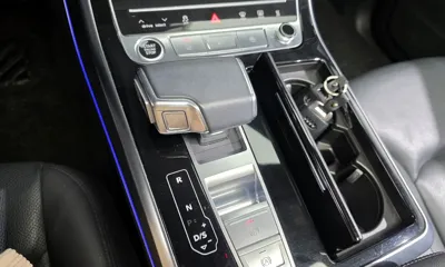 Audi Q7 2021, 94847 км, за 28741.32 USD - фото 9