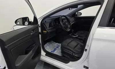 Hyundai Avante 2016, 116115 км, за 5428.07 USD - фото 10