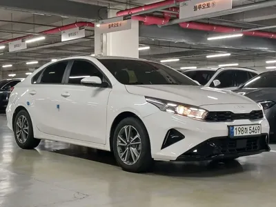 Kia K3 2024, 36909 км, за 2808.29 USD
