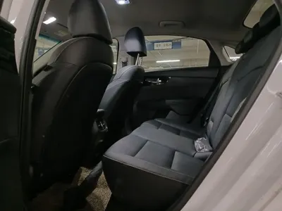 Kia K3 2024, 36909 км, за 2808.29 USD - фото 11