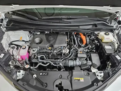 Toyota Sienna 2025, 7407 км, за 42839.48 USD - фото 6