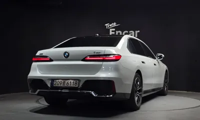 BMW 7-Series 2024, 22100 км, за 81731.08 USD