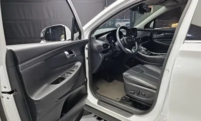 Hyundai Santafe 2022, 34141 км, за 19073.93 USD - фото 10