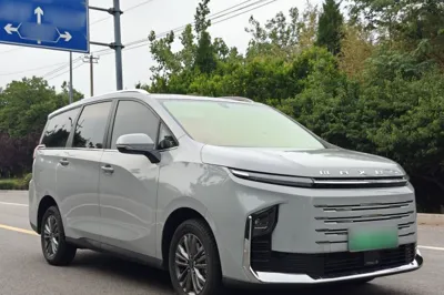 SAIC MAXUS Maxus G50 PHEV 2025, 4900 км, за 15643 USD - фото 17
