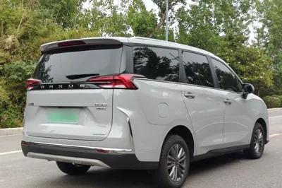 SAIC MAXUS Maxus G50 PHEV 2025, 4900 км, за 15643 USD - фото 18