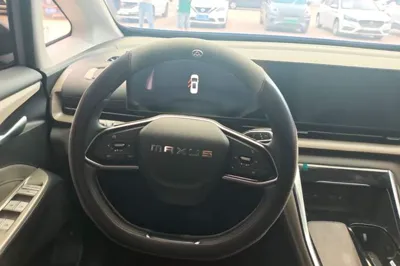 SAIC MAXUS Maxus G50 PHEV 2025, 4900 км, за 15643 USD - фото 20
