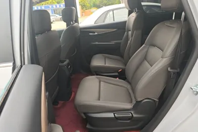 SAIC MAXUS Maxus G50 PHEV 2025, 4900 км, за 15643 USD - фото 27