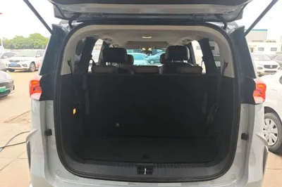 SAIC MAXUS Maxus G50 PHEV 2025, 4900 км, за 15643 USD - фото 29