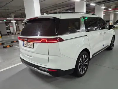 Kia Canival 2023, 50000 км, за 12490.25 USD