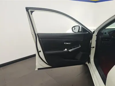 Nissan Sylphy 2022, 66500 км, за 8558.43 USD - фото 7