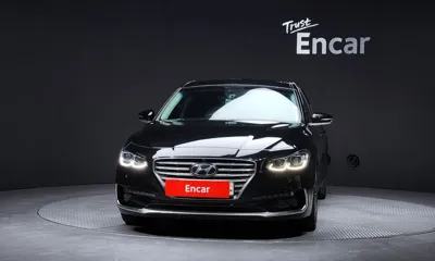 Hyundai Grandeur 2018, 115045 км, за 7922.03 USD