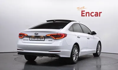 Hyundai Sonata 2016, 80708 км, за 7201.85 USD
