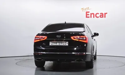 Kia K7 2014, 114259 км, за 3893.91 USD