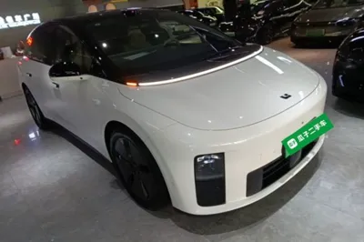 Li Auto Li Auto i6 2025, 19300 км, за 36169 USD