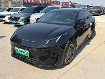 Lynk & Co 07 EM-P · 2024 год