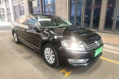 Volkswagen Passat 2015, 157900 км, за 7109 USD