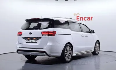 Kia Canival 2016, 75941 км, за 8970.94 USD