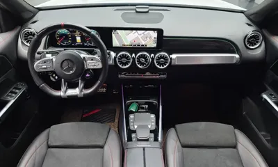Mercedes-Benz GLB-Class 2023, 49615 км, за 25600.63 USD - фото 7