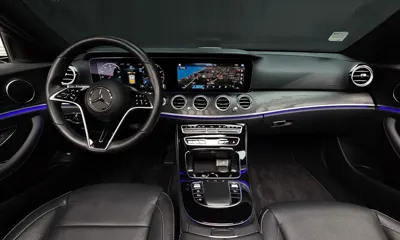 Mercedes-Benz E-Class 2023, 17987 км, за 28145.67 USD - фото 7