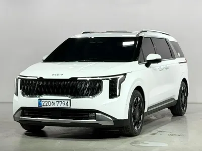 Kia Canival · 2025 год