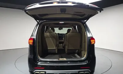 Kia Canival 2018, 141676 км, за 10906.94 USD - фото 20