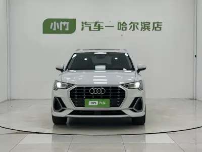 Audi Q3 2023, 26000 км, за 29174.32 USD