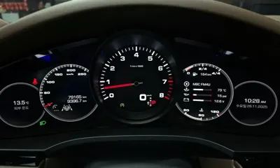 Porsche Cayenne 2020, 79165 км, за 51891.73 USD - фото 8