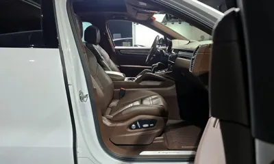 Porsche Cayenne 2020, 79165 км, за 51891.73 USD - фото 10