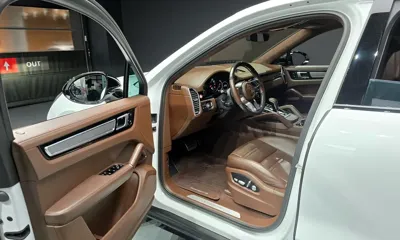 Porsche Cayenne 2020, 79165 км, за 51891.73 USD - фото 11