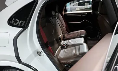 Porsche Cayenne 2020, 79165 км, за 51891.73 USD - фото 12