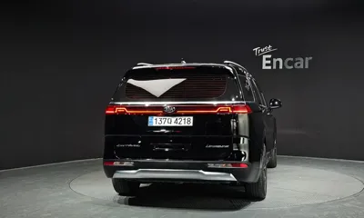Kia Canival 2021, 106951 км, за 17376.94 USD