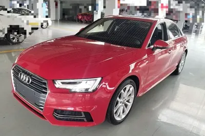 Audi A4L · 2018 год