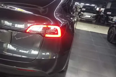 Tesla Model Y 2024, 90100 км, за 27832 USD - фото 9