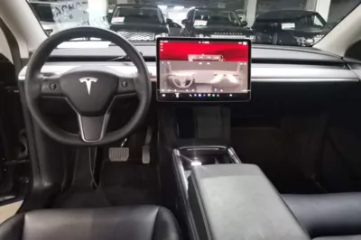 Tesla Model Y 2024, 90100 км, за 27832 USD - фото 12