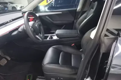 Tesla Model Y 2024, 90100 км, за 27832 USD - фото 17