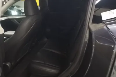 Tesla Model Y 2024, 90100 км, за 27832 USD - фото 20