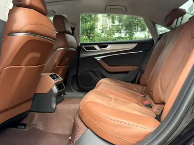 Audi A7L 2024, 33000 км, за 35237.12 USD - фото 6