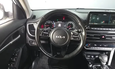 Kia Seltos 2023, 82885 км, за 10733.81 USD - фото 13