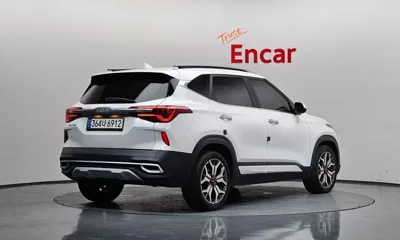 Kia Seltos 2022, 55963 км, за 12676.33 USD