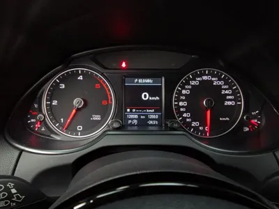 Audi Q5 2015, 129590 км, за 7687.3 USD
